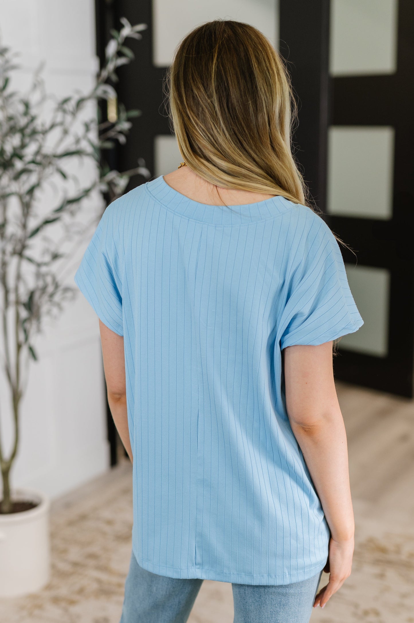 Top Shelf Basic V-Neck Ribbed Tee in Sky Blue